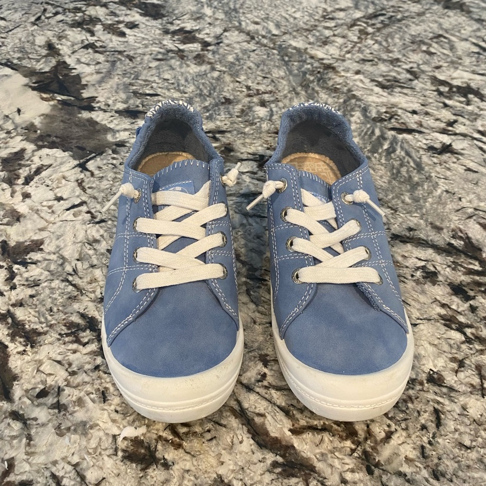 Roxy Blue and White Slip-On Sneakers - Picture 2 of 4